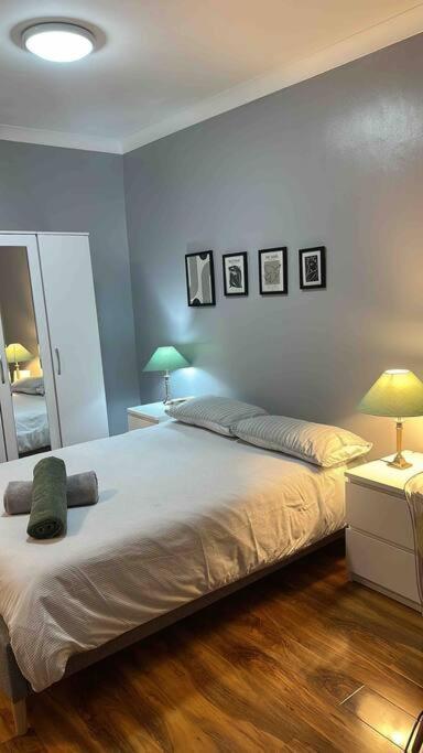 Central Ground Floor Studio Лондон Экстерьер фото